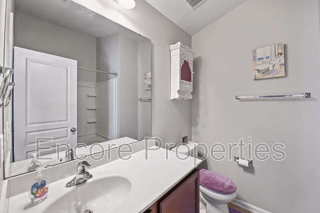 Building Photo - 1007 Denmark Manor Dr