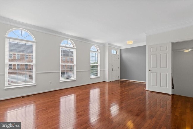 Building Photo - 22576 Welborne Manor Square