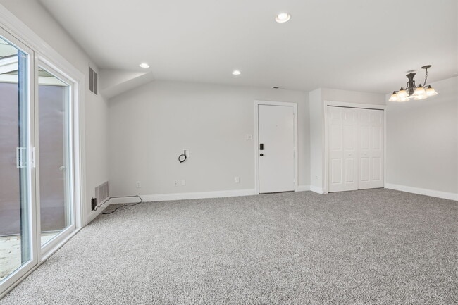 Building Photo - 1210 Braxton Ct