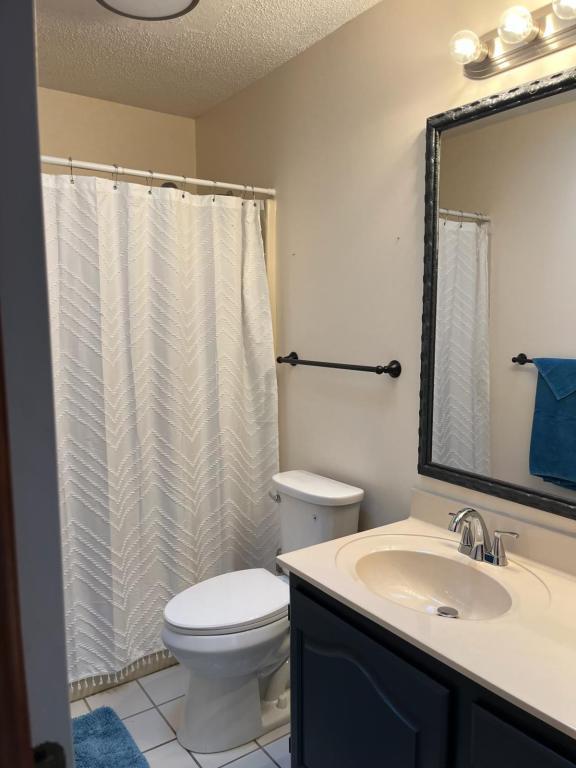 Building Photo - 3 Bayberry Cir