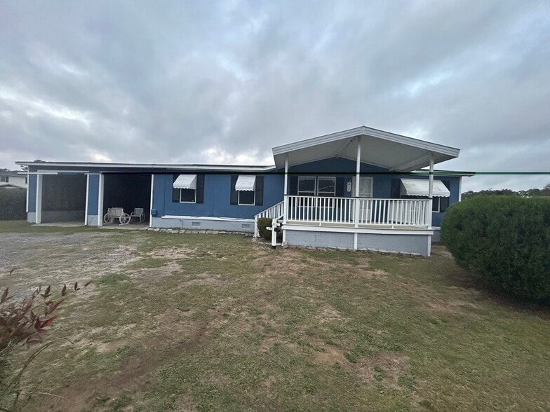 Building Photo - 612 Seaside Rd