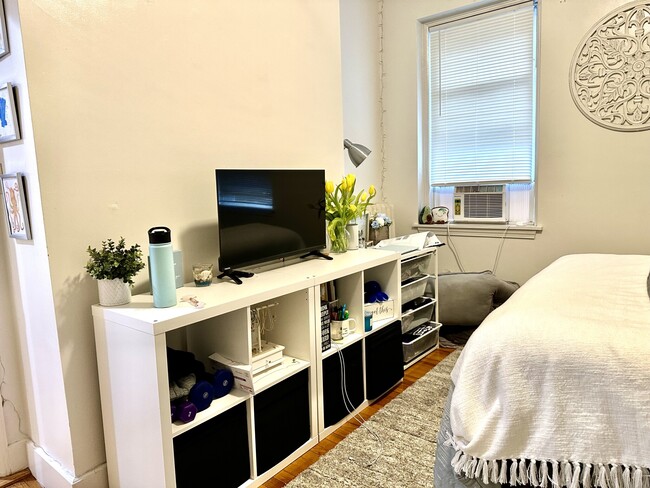 Building Photo - 21 Westbourne Terrace