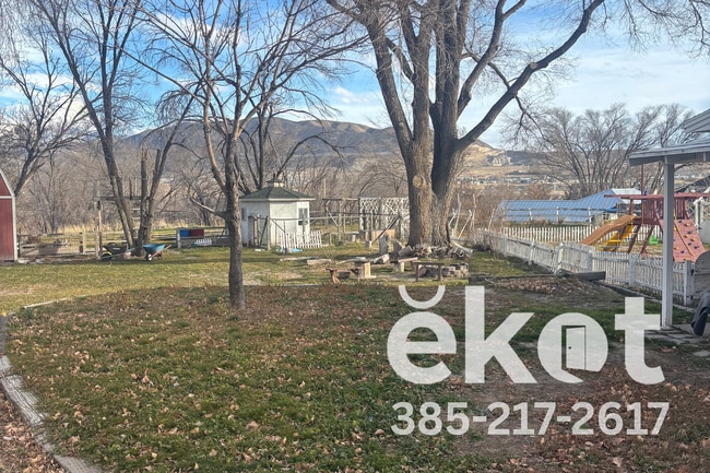 Building Photo - 14551 S Camp Williams Rd