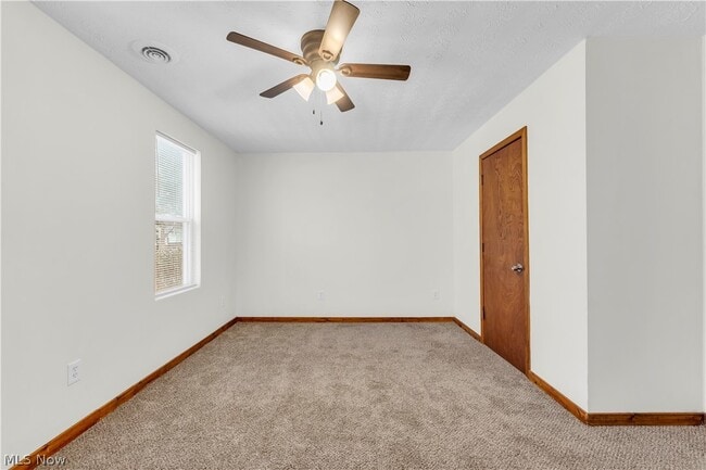 Building Photo - 1923 W 77th St