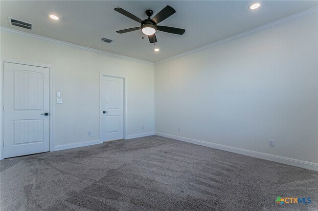 Building Photo - 1304 Long Crk Ln