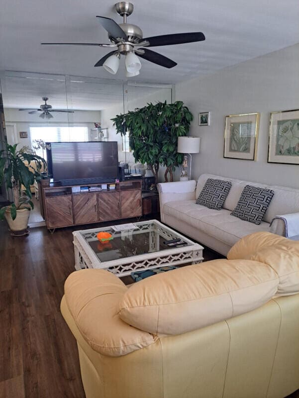 Primary Photo - 158 Preston Way