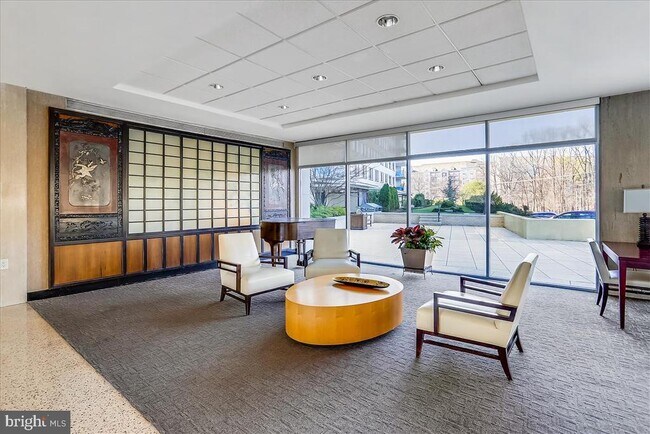 Building Photo - 10500 ROCKVILLE PIK