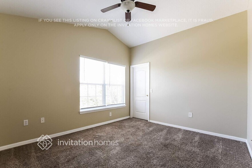 Building Photo - 3144 Dasha Palm Dr