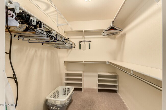 Building Photo - 9559 E Sunburst Dr