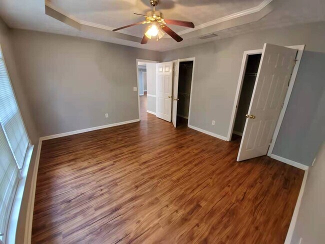 Building Photo - 2880 Highpoint Rd