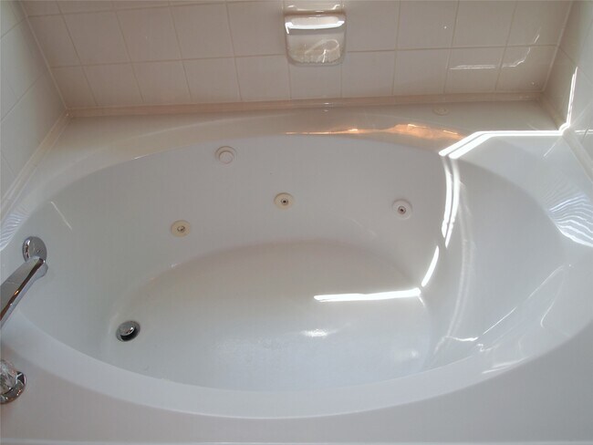 Building Photo - 20838 Kings Clover Ct