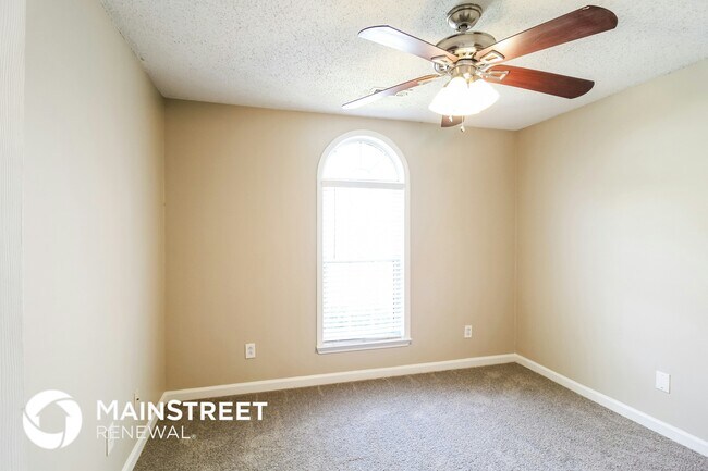 Building Photo - 1106 Briar Cove Ct