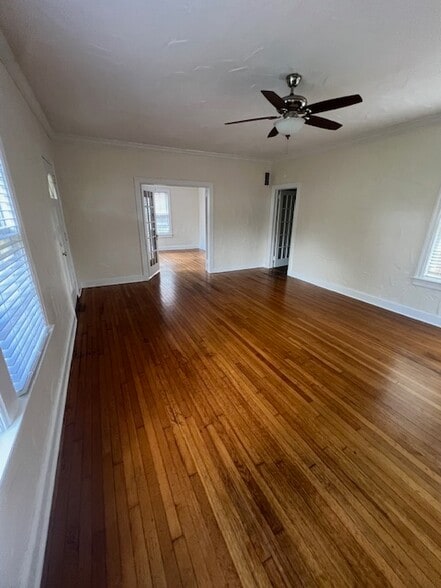 Living room - 1569 Palm Ave