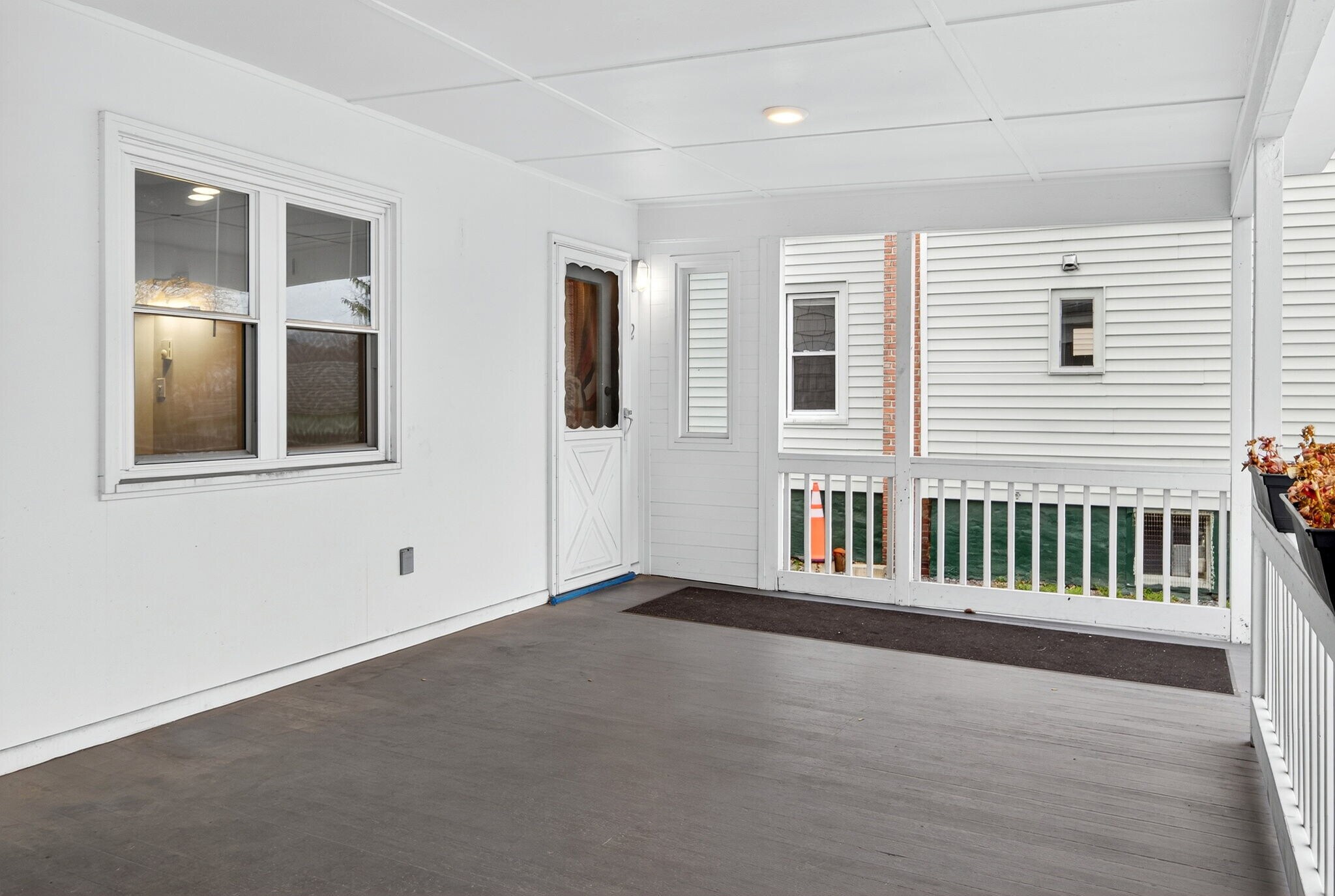 Building Photo - 321 N Fulton St