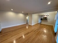 Building Photo - 7730 Meadow Park Dr