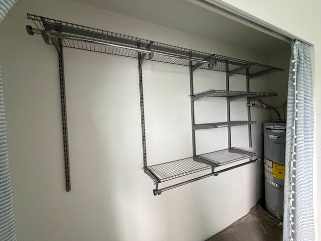 Building Photo - 22985 Marine View Dr S