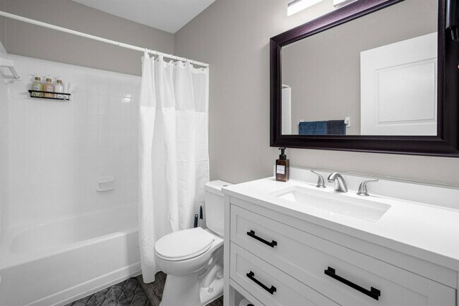 Building Photo - 3807 Gazebo Pond Ln