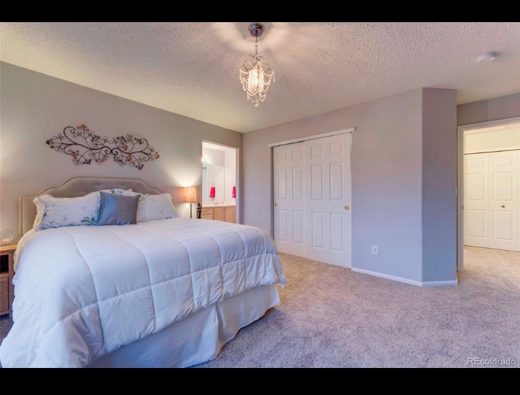 Building Photo - 15949 Longford Dr
