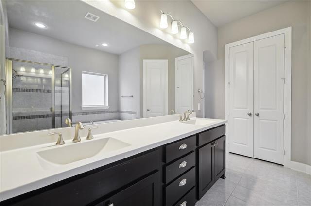 Building Photo - 5500 Rosena Trail