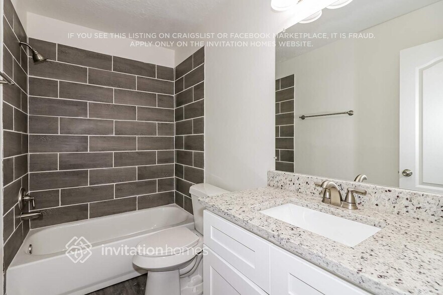 Building Photo - 2538 Sandvalley Way