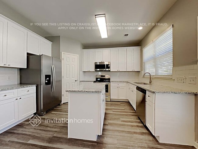 Building Photo - 9135 Hearst Ct