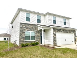 Building Photo - 38 Sunbeam Ct