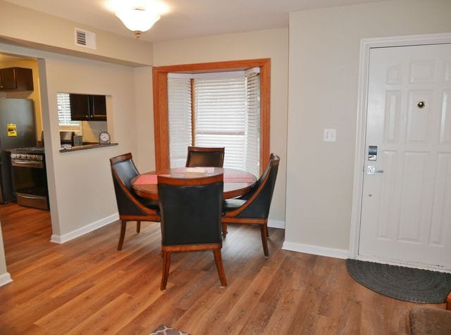 Building Photo - 2298 Browning St