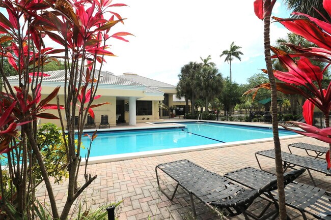 Building Photo - 2445 SW 18th Terrace