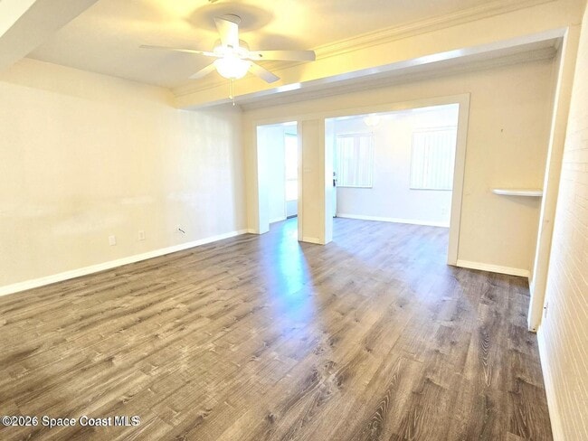 Building Photo - 9852 Honeysuckle Dr