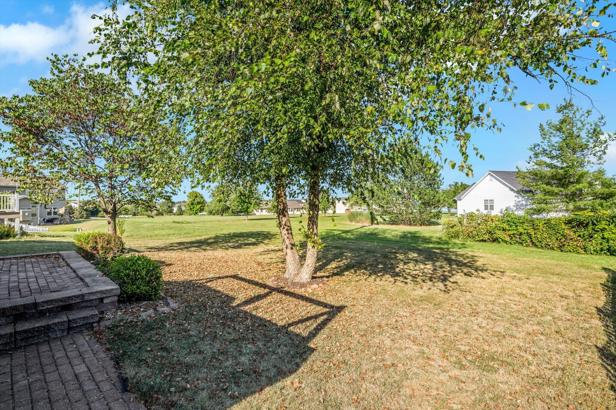 Building Photo - 1583 Briarchase Dr