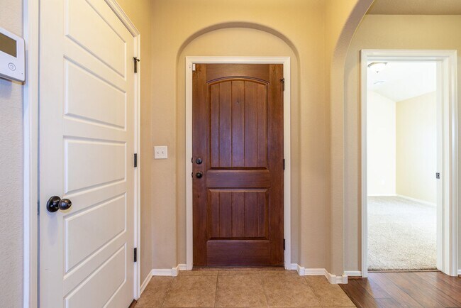 Building Photo - 3 Bed | 2 Bath in Owasso!