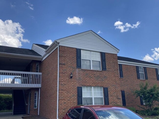 Building Photo - 1114 3rd Loop Rd
