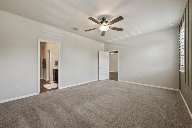 Building Photo - 505 Blue Sage Dr