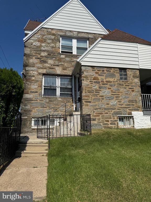 Building Photo - 1301 E Upsal St