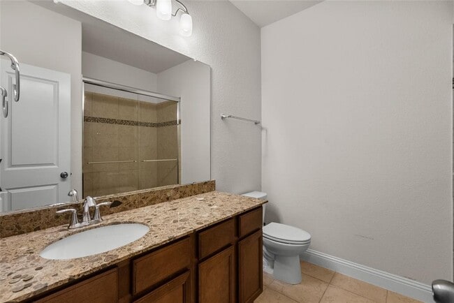 Building Photo - 3622 Pasteur Ln