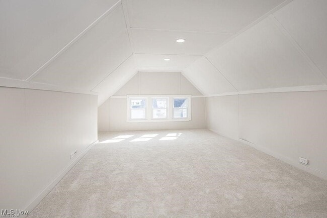 Building Photo - 3436 W 91st St