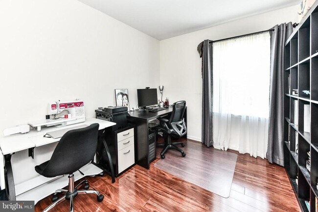 Building Photo - 14507 William Carr Ln