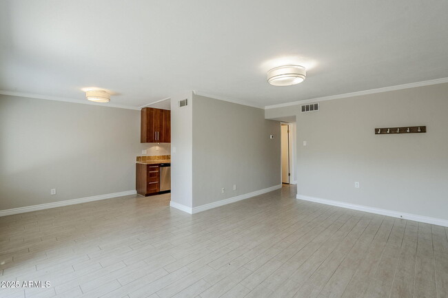 Building Photo - 3600 Hayden Rd