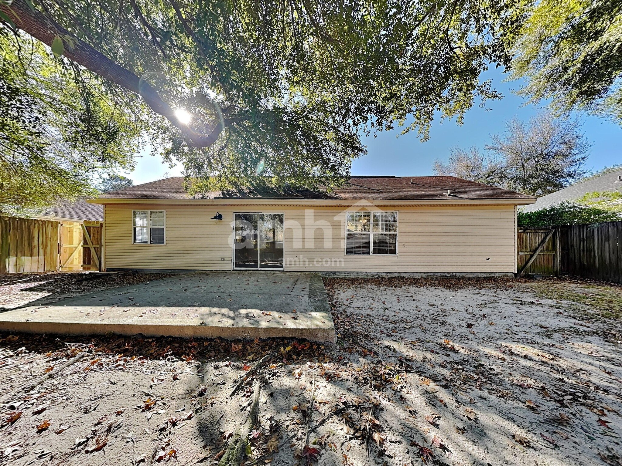 Building Photo - 106 Habitat Dr