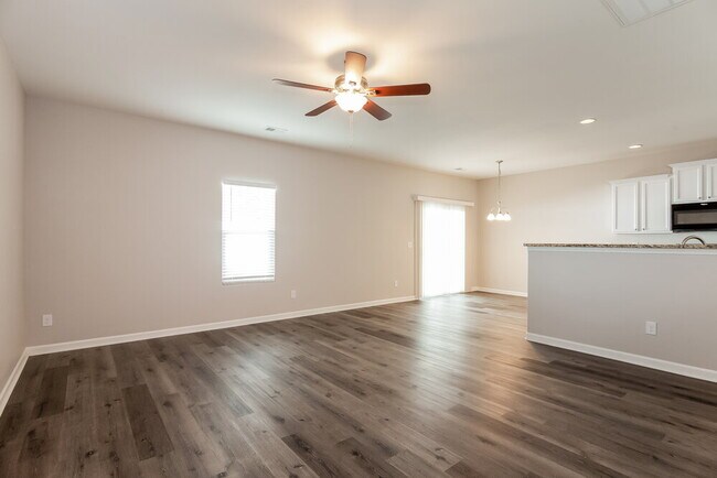 Building Photo - 1819 Allegheny Dr