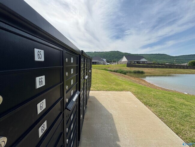 Building Photo - 7535 Doris Ruth Ln SE