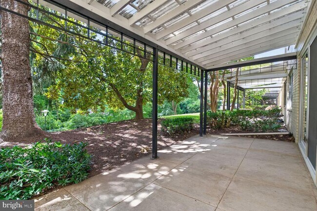 Building Photo - 10500 ROCKVILLE PIK