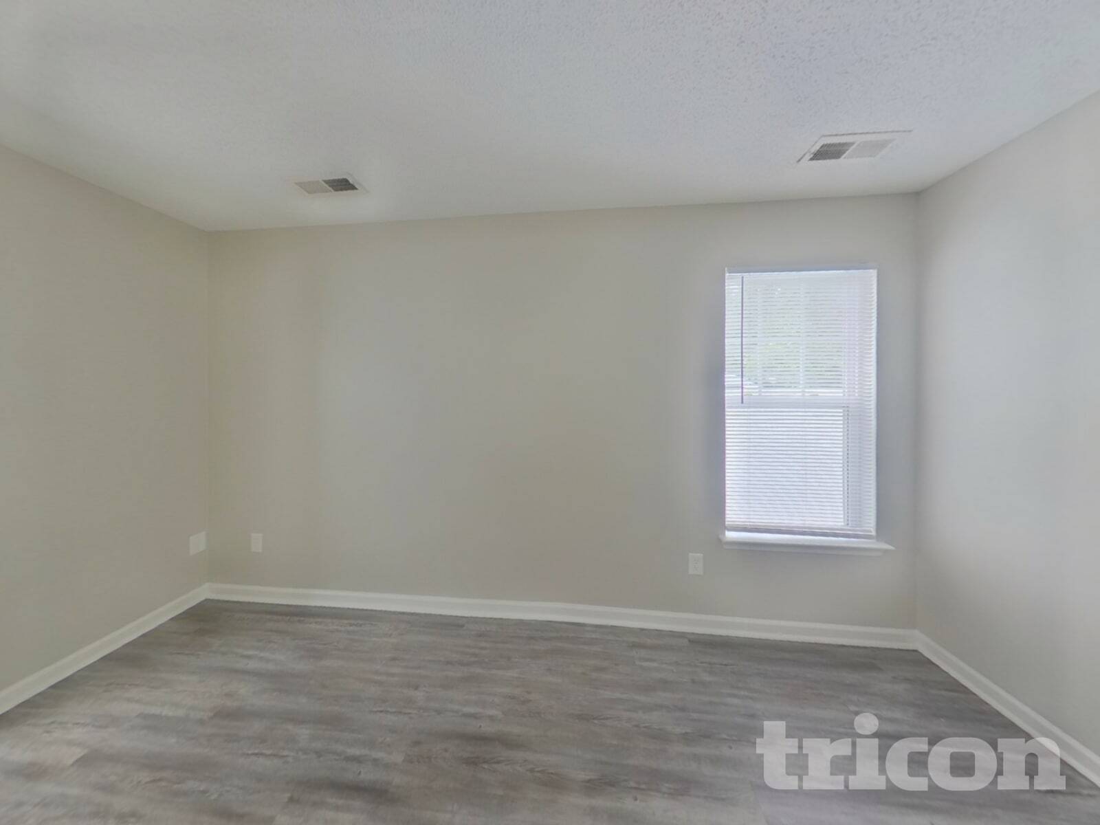 Building Photo - 234 Amir Cir