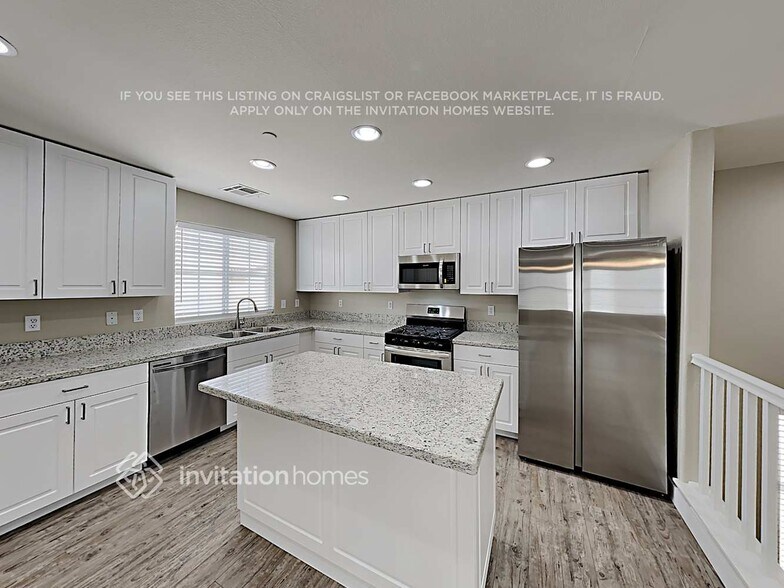 Building Photo - 8940 Brian Christopher Ave