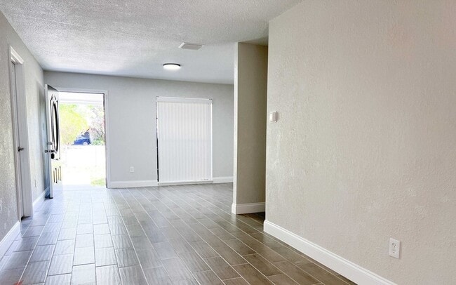 Building Photo - 2092 Willie Mays Pkwy