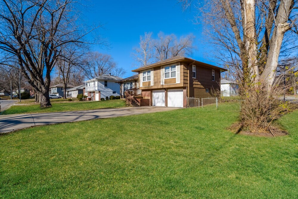 Building Photo - 8418 E 92 Pl