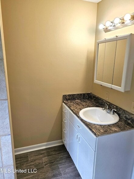 Building Photo - 12090 Newton County Martin Rd