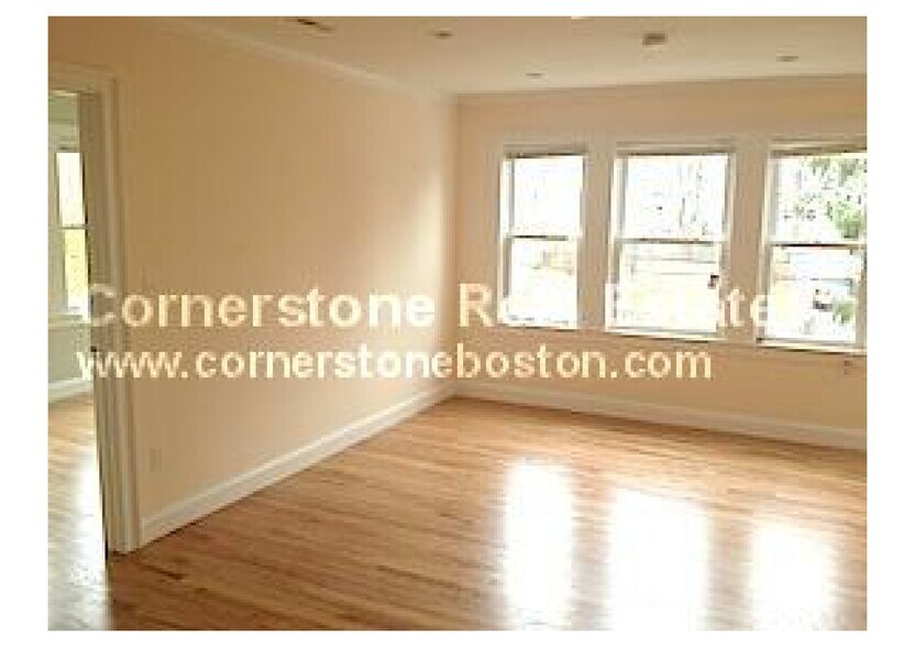 Building Photo - 75-77 Beechcroft St