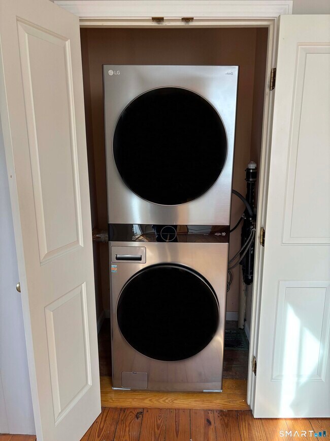 Building Photo - 214 Warsaw St