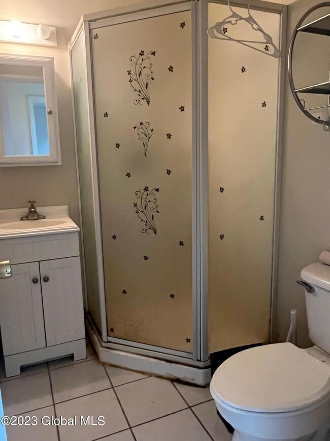 Building Photo - 220 Broad St